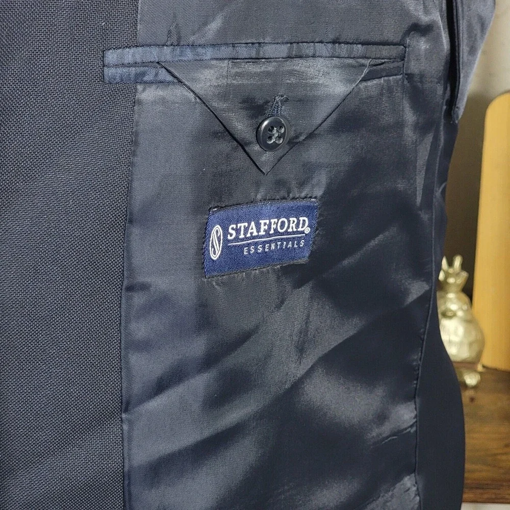 Stafford Essentials‎ Men's Sport Coat Blazer Two Button Navy Blue Poly Blend 44R